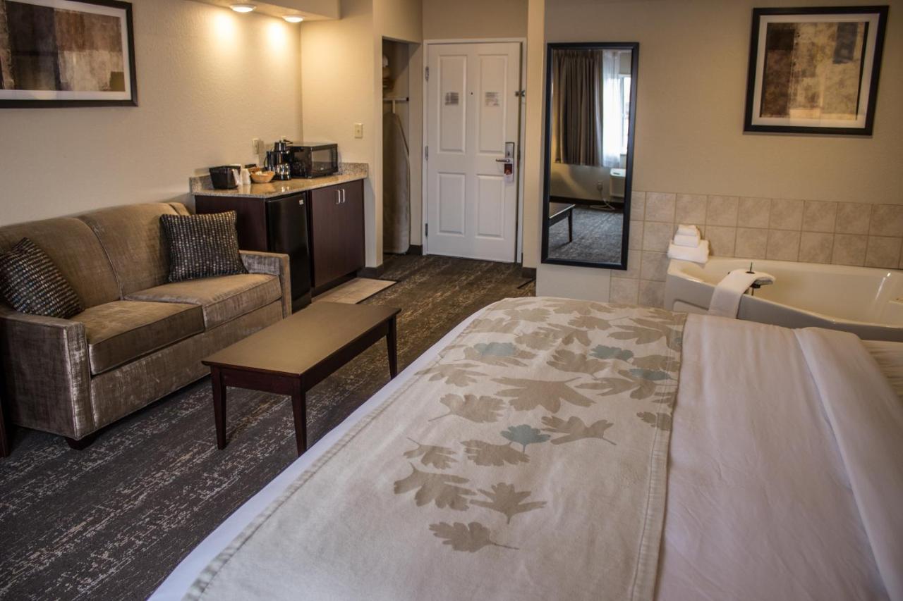 Cobblestone Suites - Oshkosh Kültér fotó
