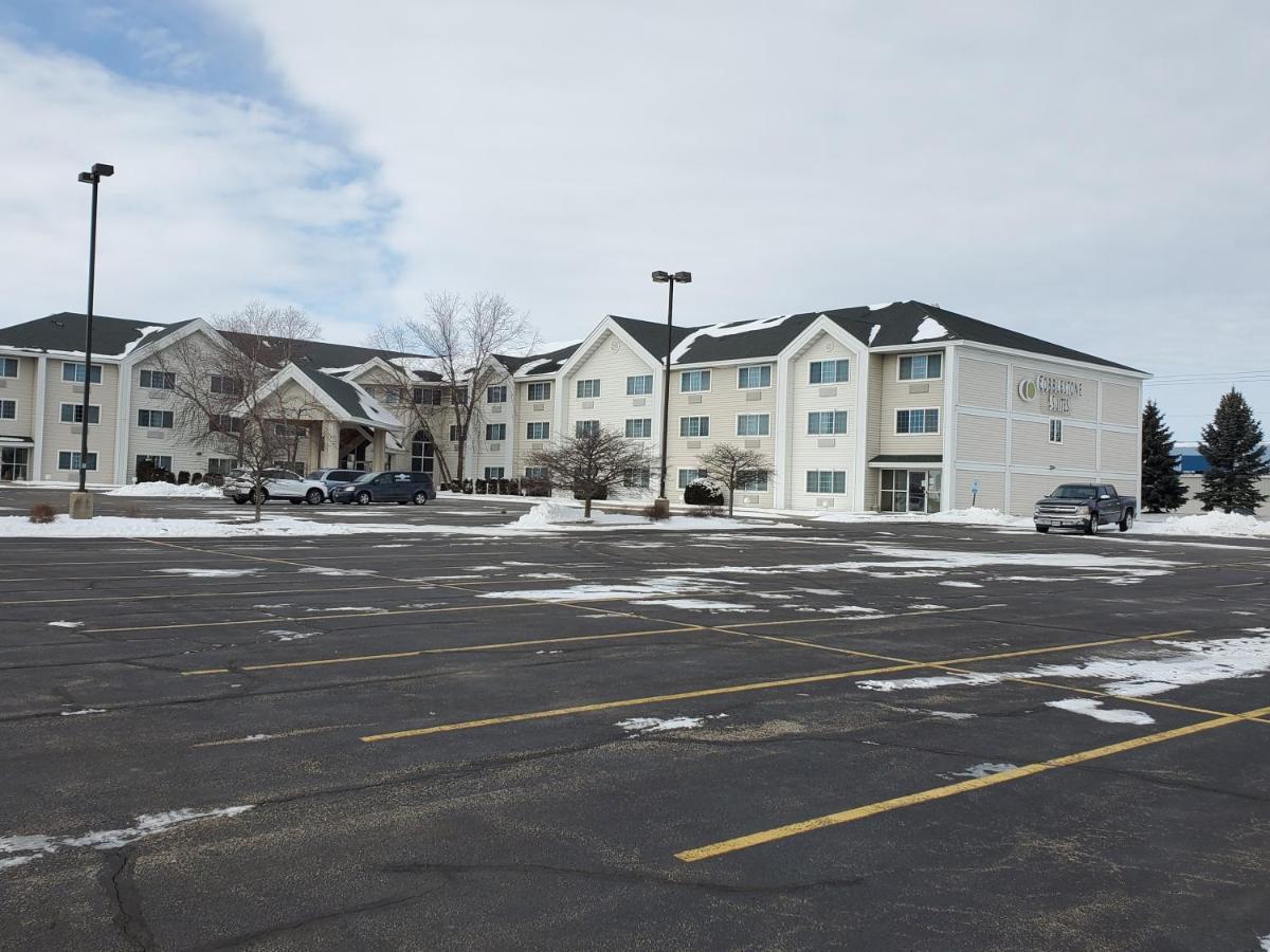 Cobblestone Suites - Oshkosh Kültér fotó