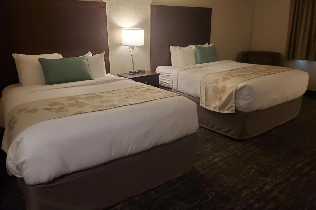 Cobblestone Suites - Oshkosh Kültér fotó
