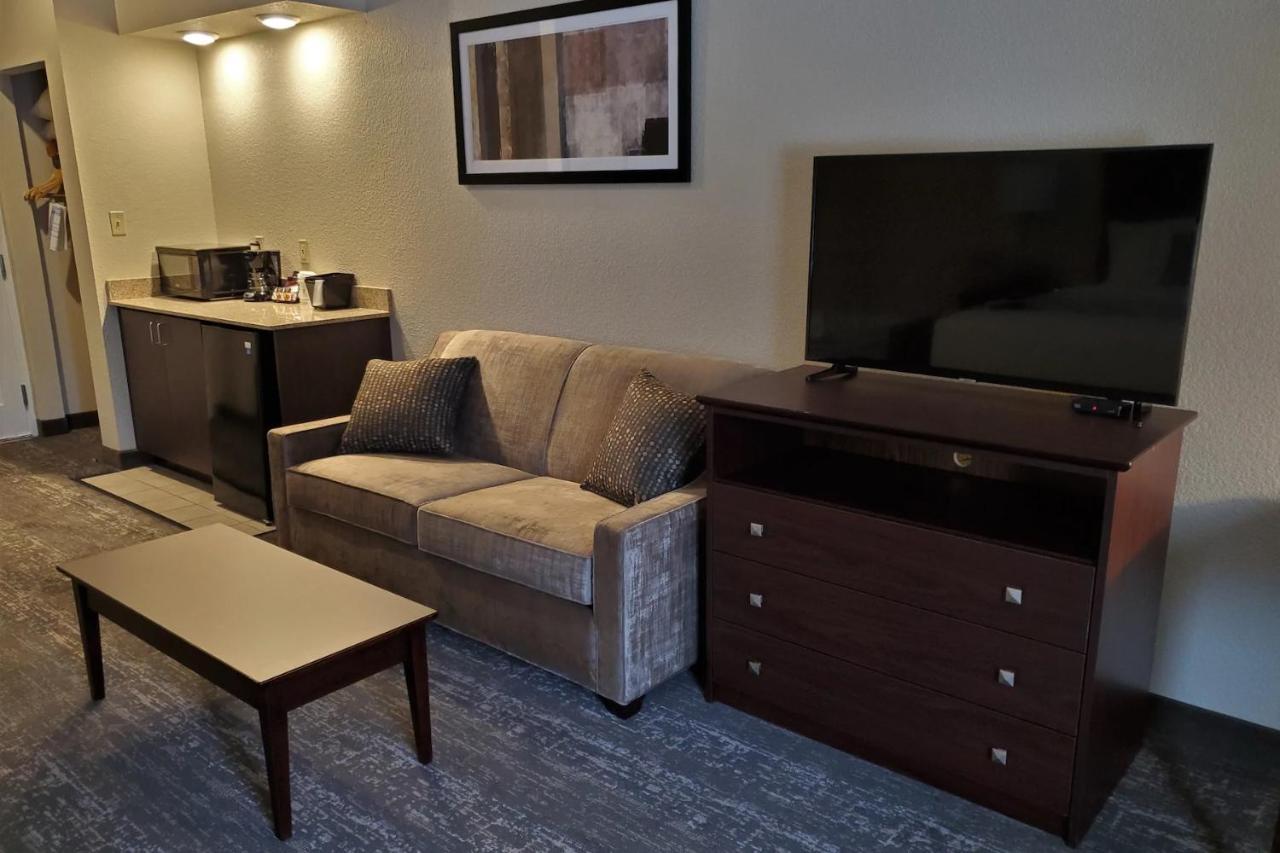 Cobblestone Suites - Oshkosh Kültér fotó