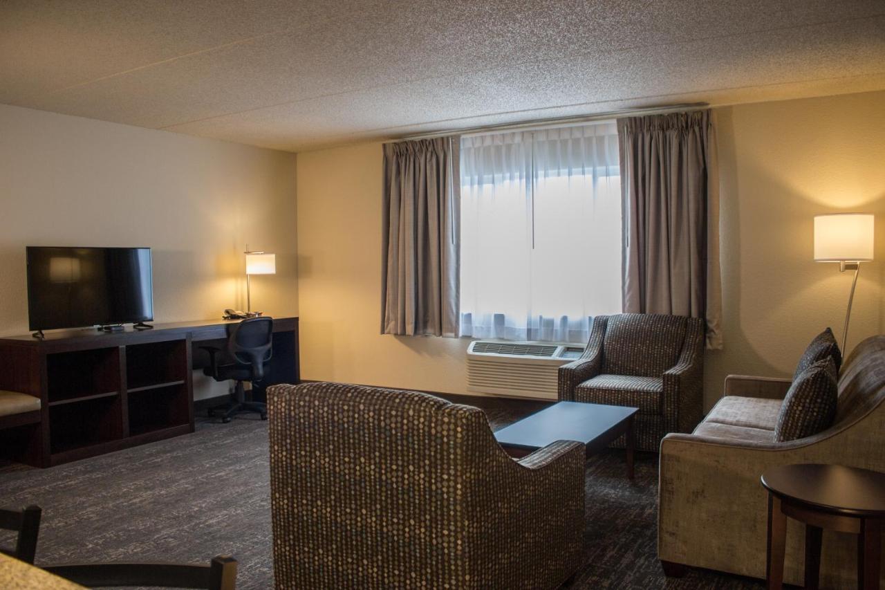 Cobblestone Suites - Oshkosh Kültér fotó